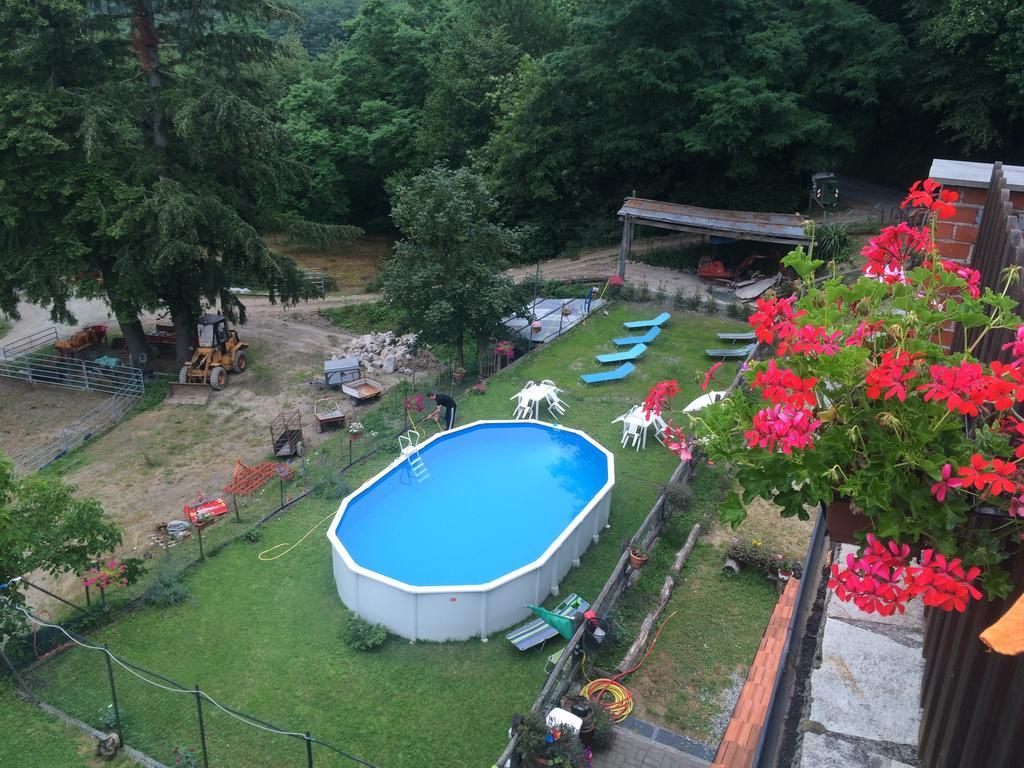 Agriturismo La Taverna Del Nonno Borzonasca Dış mekan fotoğraf